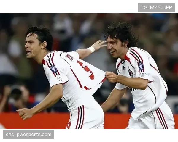 镜头之外：伯纳乌球场技术人员实时分析阵型热图，为安切洛蒂提供临场数据支持